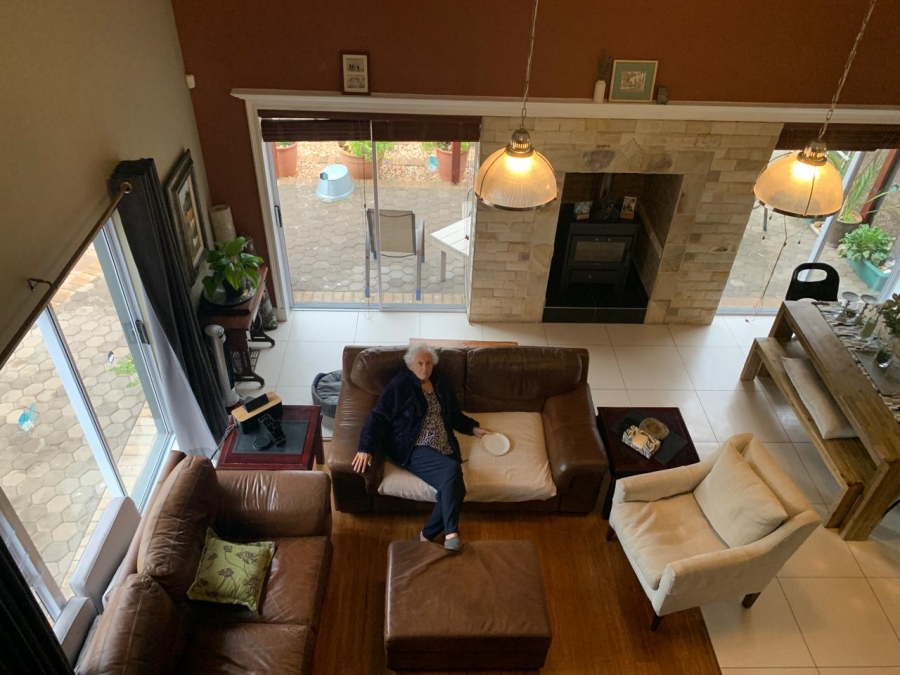 4 Bedroom Property for Sale in Stilbaai Oos Western Cape